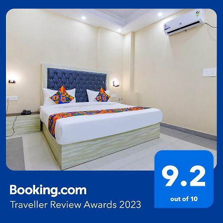 Fabhotel Ashok Vihar - Nr North Campus, Delhi University Нью-Делі Екстер'єр фото