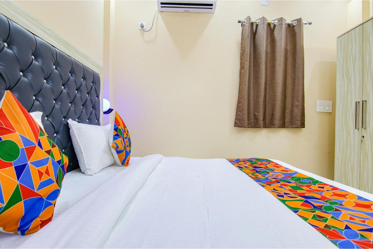 Fabhotel Ashok Vihar - Nr North Campus, Delhi University Нью-Делі Екстер'єр фото