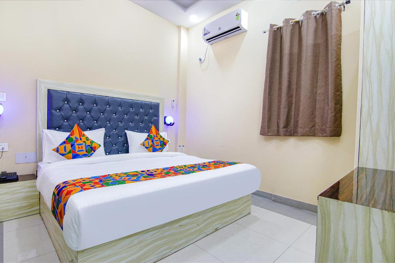 Fabhotel Ashok Vihar - Nr North Campus, Delhi University Нью-Делі Екстер'єр фото