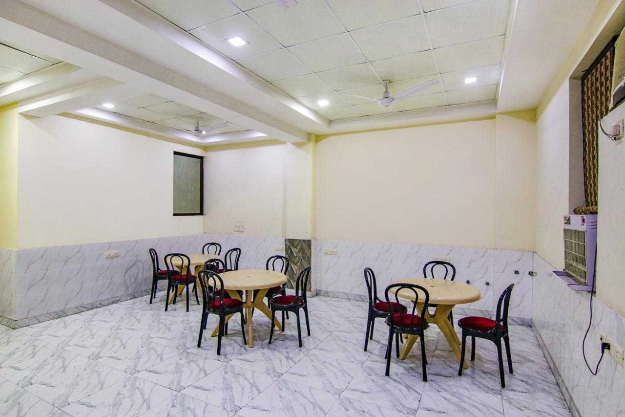 Fabhotel Ashok Vihar - Nr North Campus, Delhi University Нью-Делі Екстер'єр фото