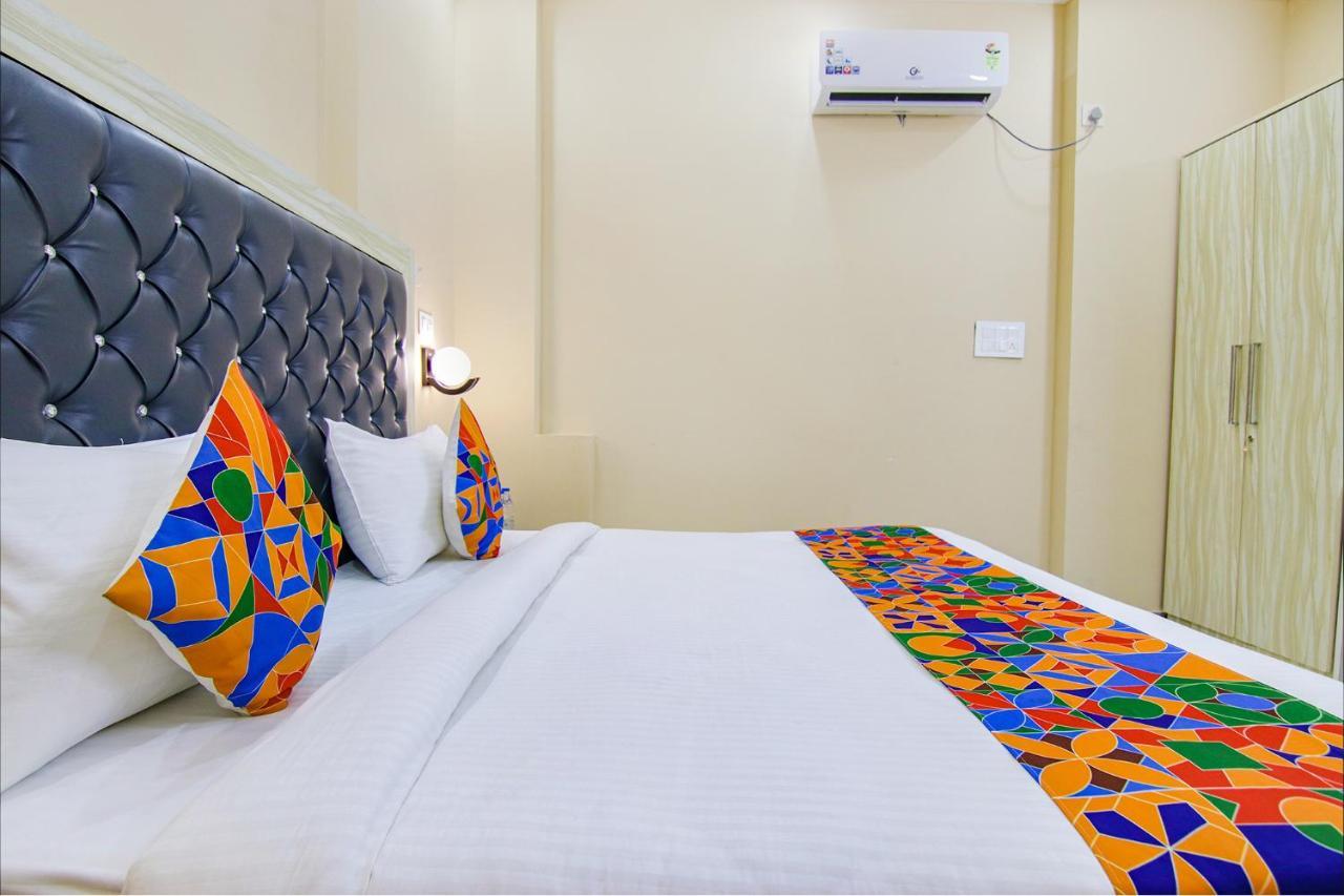 Fabhotel Ashok Vihar - Nr North Campus, Delhi University Нью-Делі Екстер'єр фото